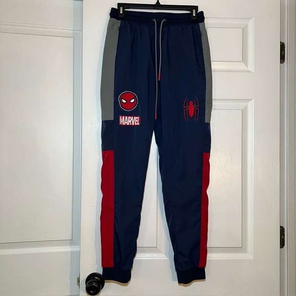 Marvel Spider-Man Mesh Lined Windbreaker Joggers Pants Boxlunch Exclusive - Picture 1 of 7